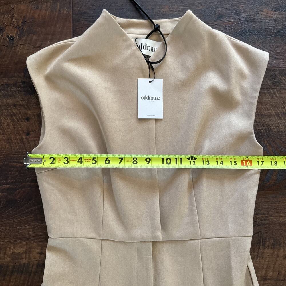 ODD MUSE Ultimate Muse Wide Leg Sleeveless Jumpsuit Camel Chic Size Medium New - Picture 9 of 13